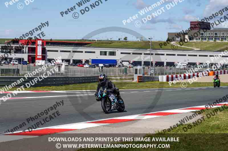 cadwell no limits trackday;cadwell park;cadwell park photographs;cadwell trackday photographs;enduro digital images;event digital images;eventdigitalimages;navarra;no limits trackdays;peter wileman photography;racing digital images;trackday digital images;trackday photos